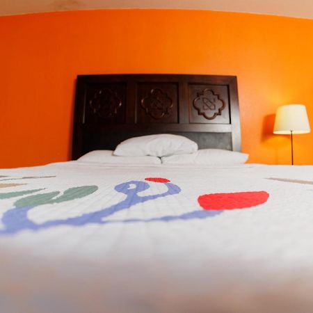Garnet Inn & Suites, Orlando Room photo