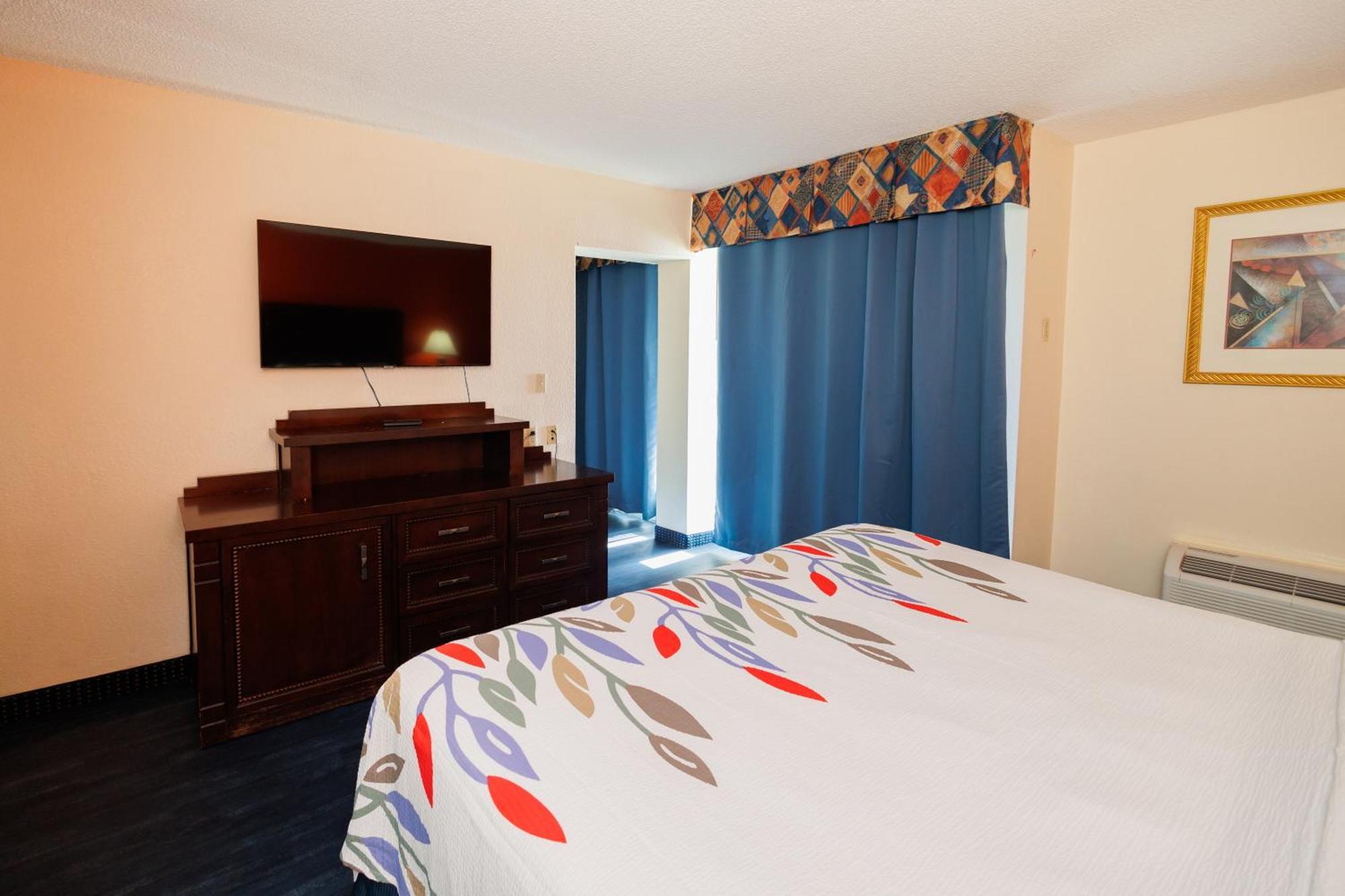 Garnet Inn & Suites, Orlando Room photo