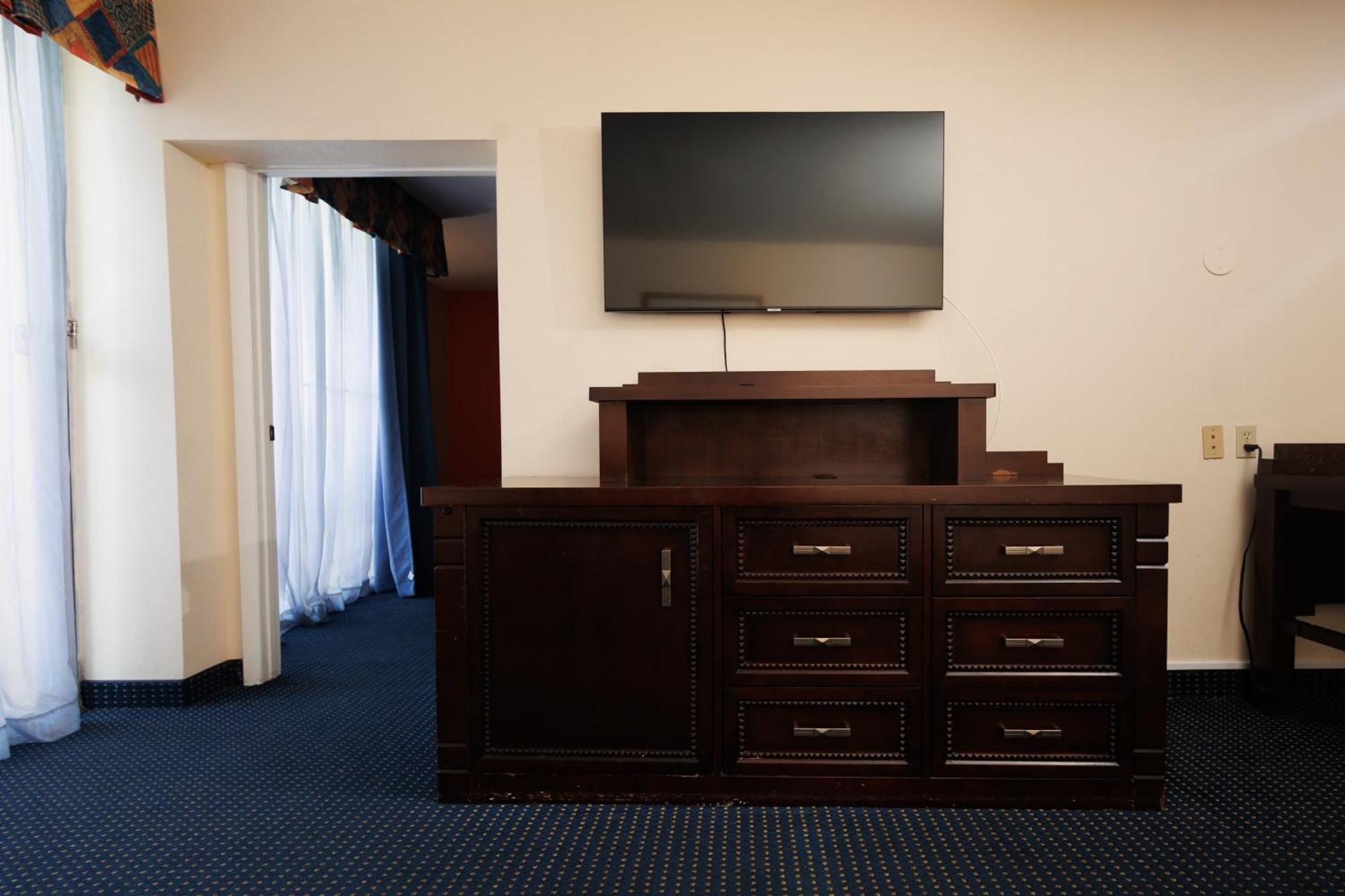 Garnet Inn & Suites, Orlando Room photo