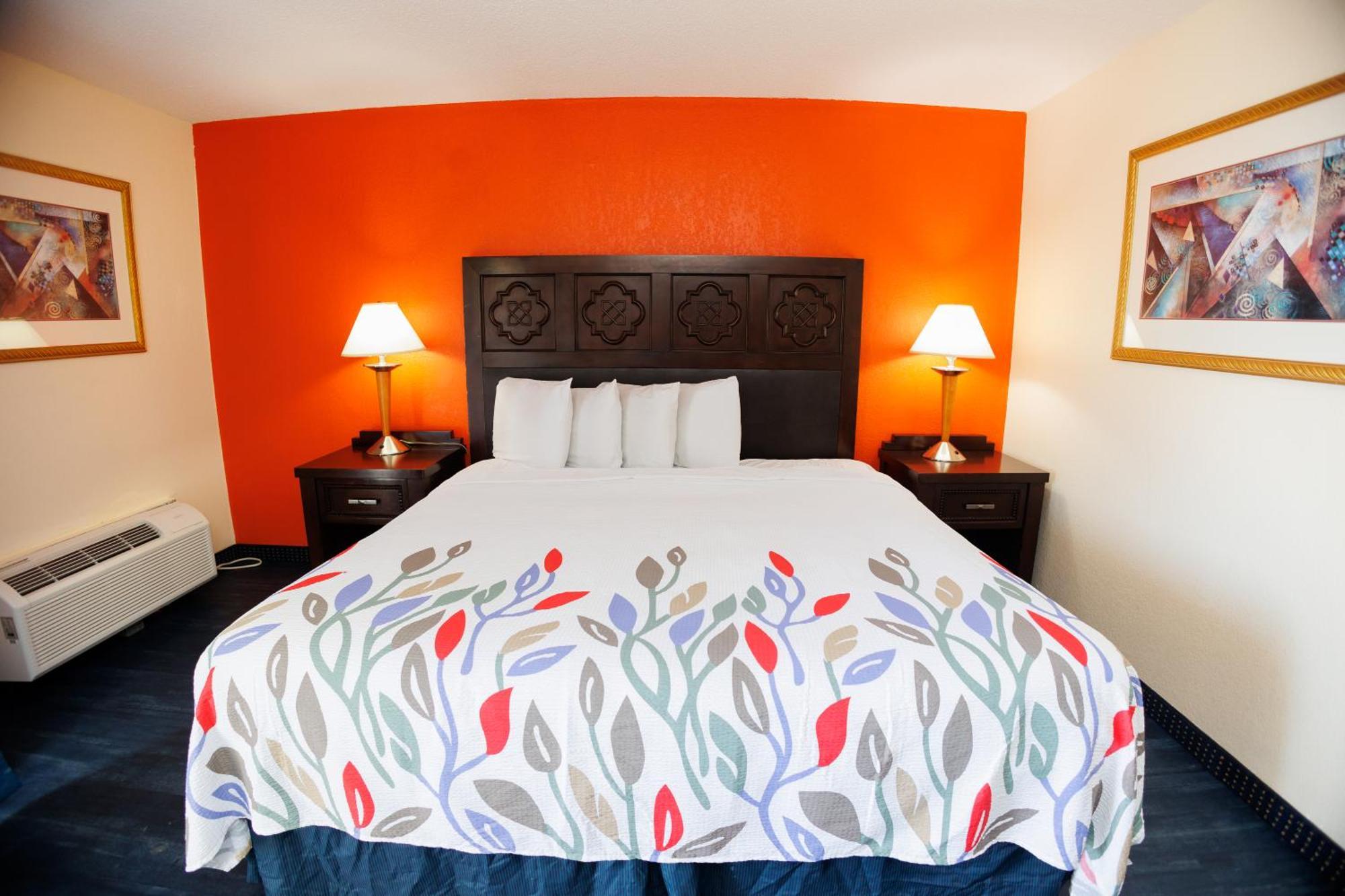 Garnet Inn & Suites, Orlando Room photo