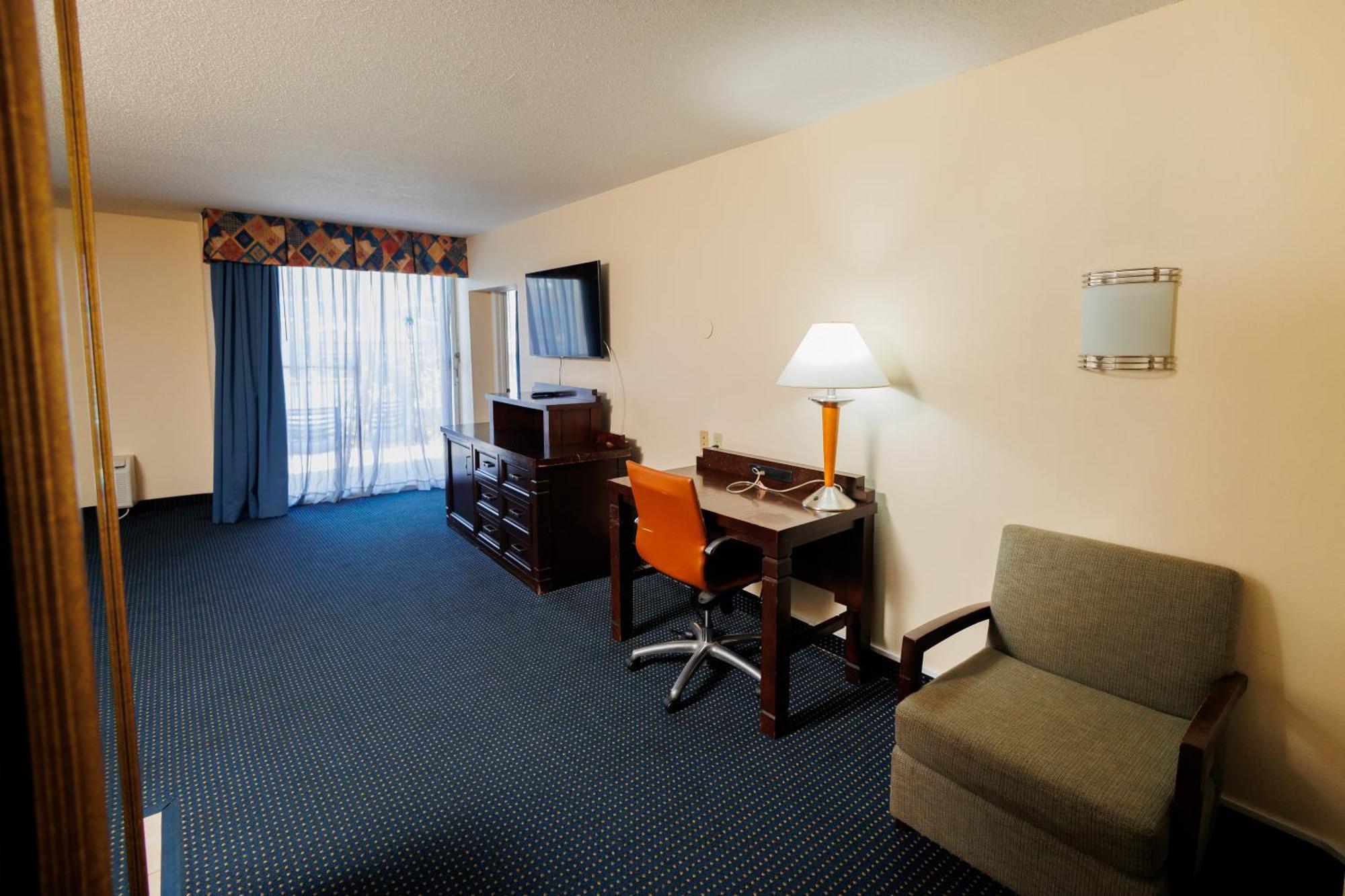 Garnet Inn & Suites, Orlando Room photo