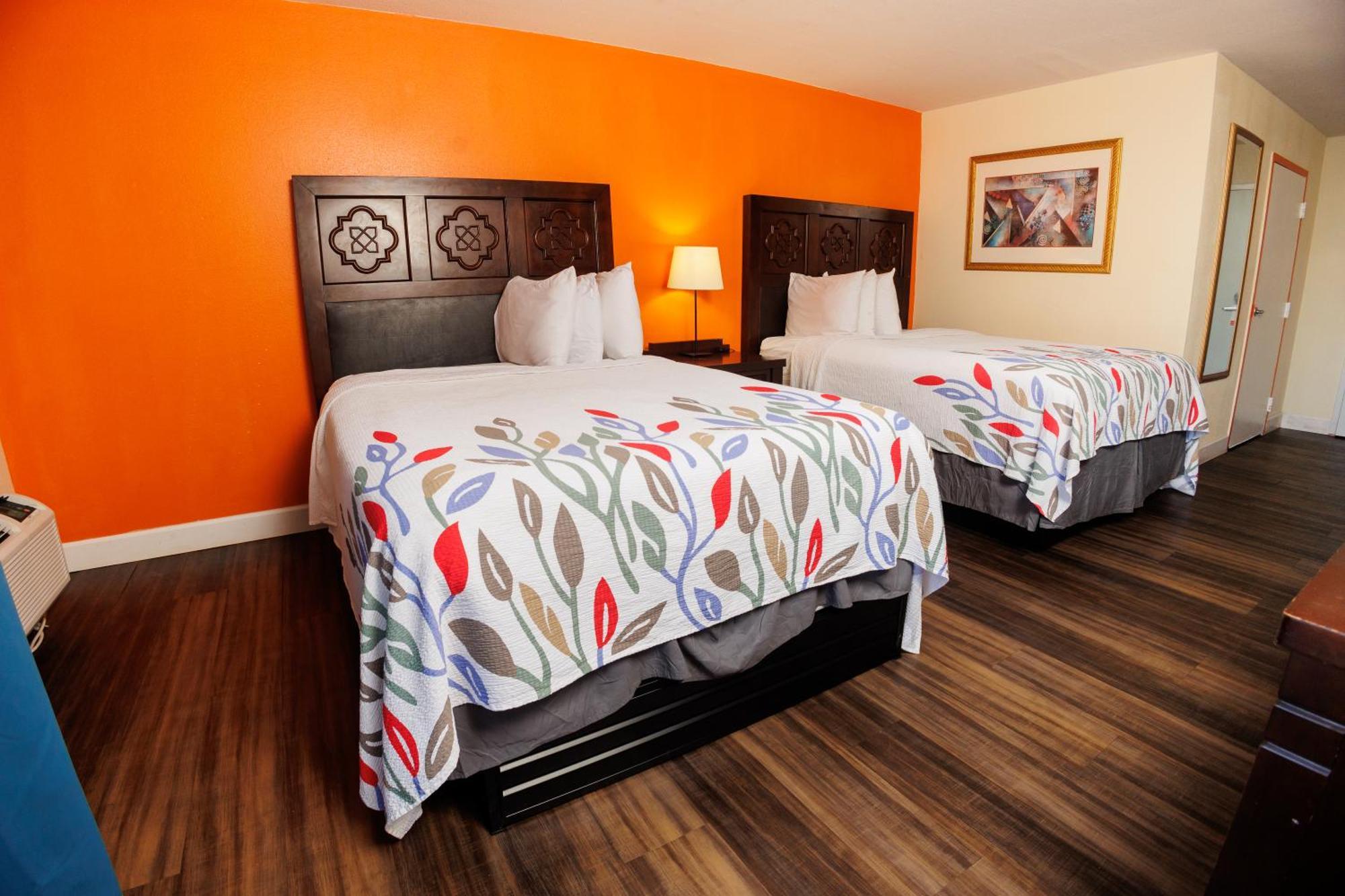 Garnet Inn & Suites, Orlando Room photo