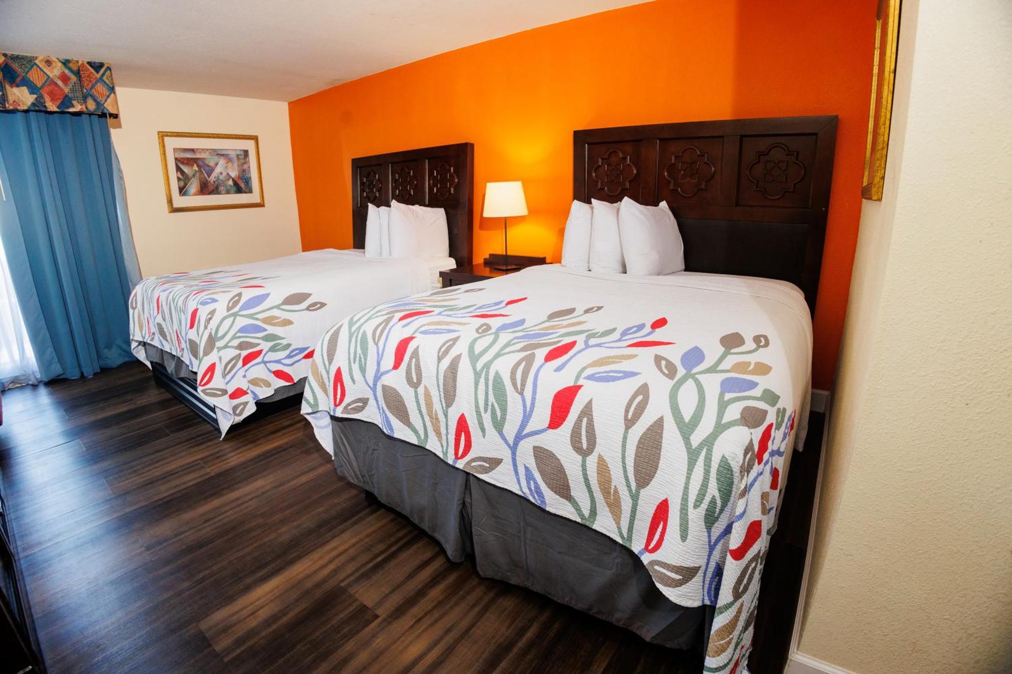 Garnet Inn & Suites, Orlando Room photo